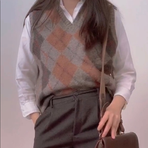 Vintage Sweaters - Vintage Preppy Men’s Argyle Sweater Vest
